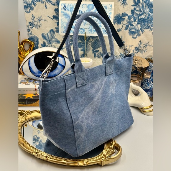 🆕 GANNI 🧿 NWT Washed Blue Embroidered Logo Small Shopper - Picture 6 of 11